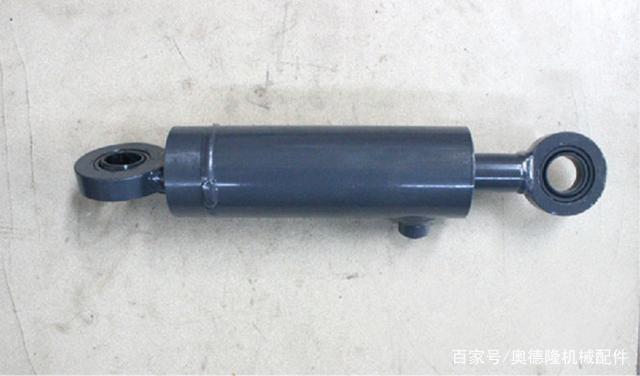 拆卸液壓油缸的注意事項(xiàng)(圖1) 拆卸液壓油缸的注意事項(xiàng)(圖1)